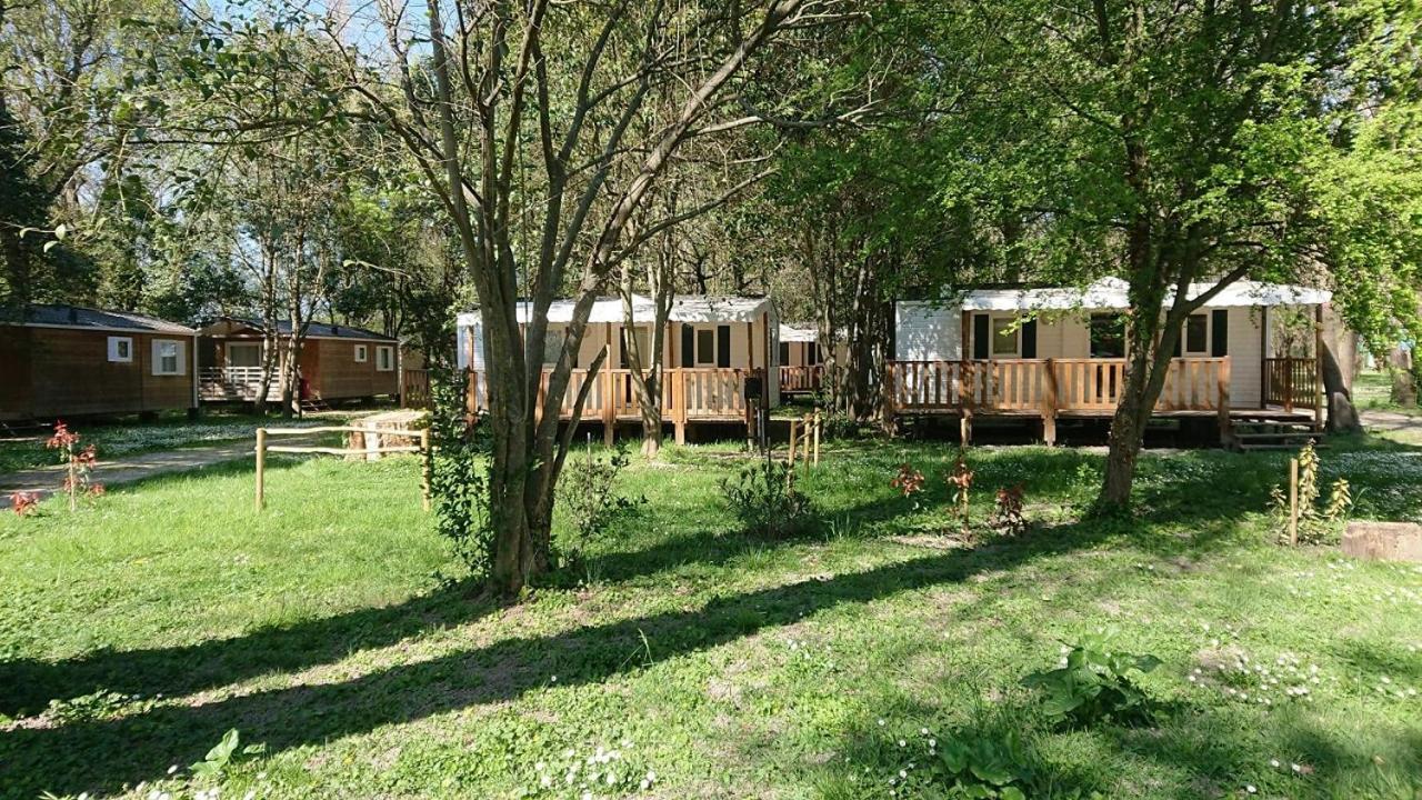 Camping Du Lion Bourg-Saint-Andéol Kültér fotó